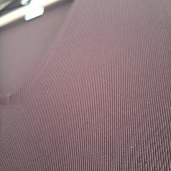 H&M Mock Neck Cut-out Fitted Long Sleeve Top Burgundy Sz XS - Picture 7 of 11